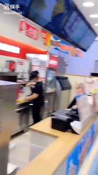 一个月涨粉50万+社死现场成为新一届快手短视频流量密钥